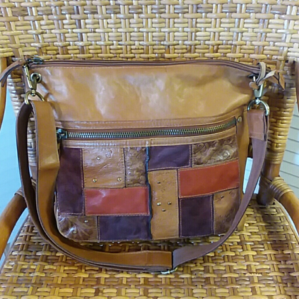 Fossil crossbody purse.